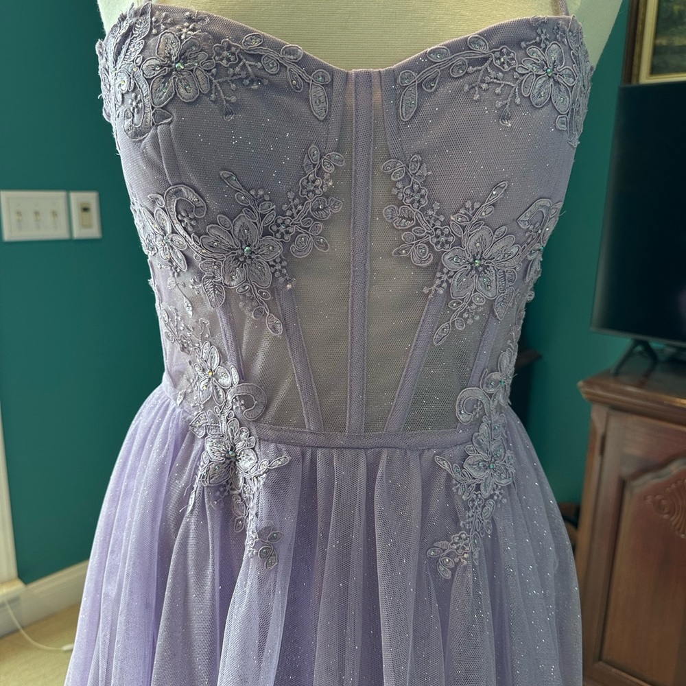 Windsor Lilac Lace Dress - Picture 2 of 5